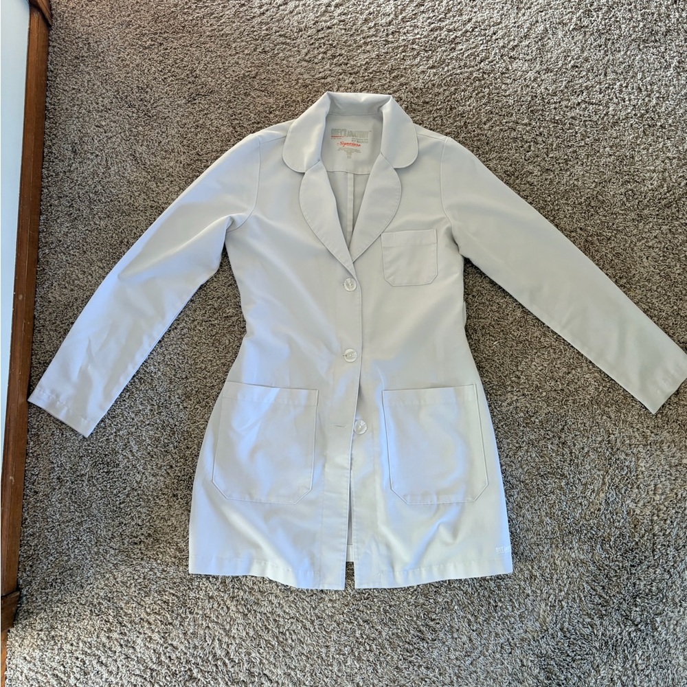 White Women's Lab Coat Jacket - BARCO Grey’s Anatomy